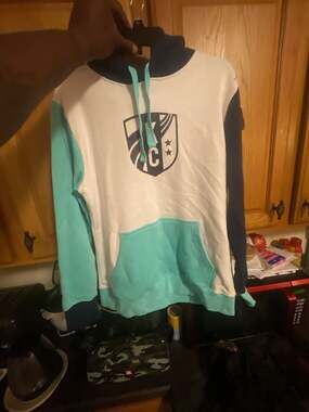Stadium Essentials KC Current Colorblock Pullover Hoodie Size M